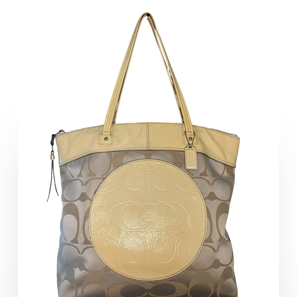 Coach Signature Stripe Patent Leather Tote Bag F18335 Khaki Cream Shoulder Bag